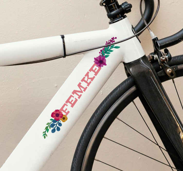 TenStickers. Autocolante personalizado para bicicleta floral. Agora é possível decorar as suas bicicletas com este autocolante personalizado para bicicleta com estilo florar, recomendado para o sexo feminino.