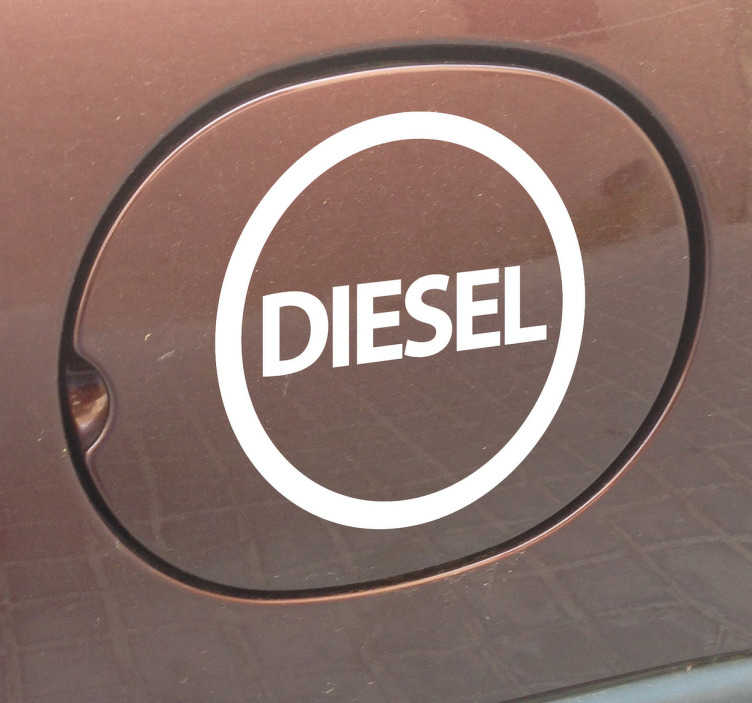 TenStickers. Sticker decorativo Diesel para veículo. Com este sticker decorativo, nunca se vai enganar e abastecer o seu carro com outro combustível que não diesel.