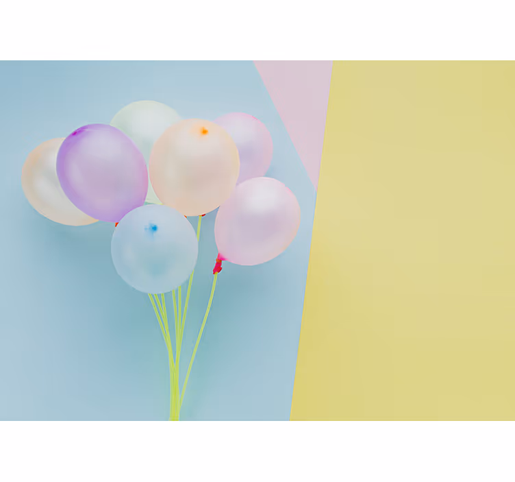 Estore de rolo infantil com moldura moderna e balões - TenStickers