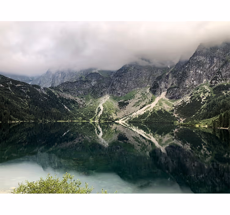 Mural de parede verde lago morskie oko - TenStickers