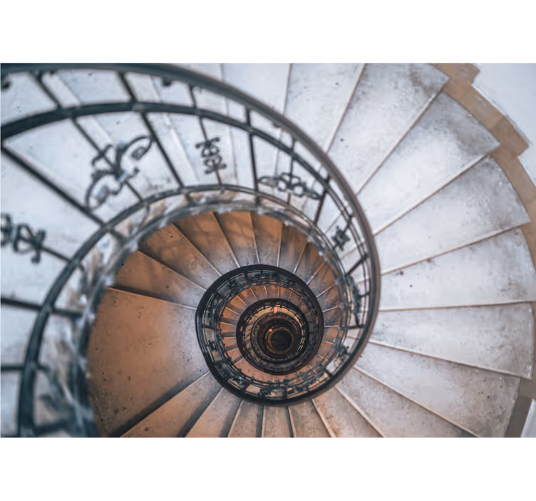 Fotomurais cidades e países com design de escada em espiral - TenStickers