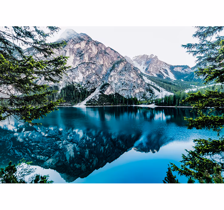 Fotomurais de paisagens lago com reflexo nas montanhas - TenStickers