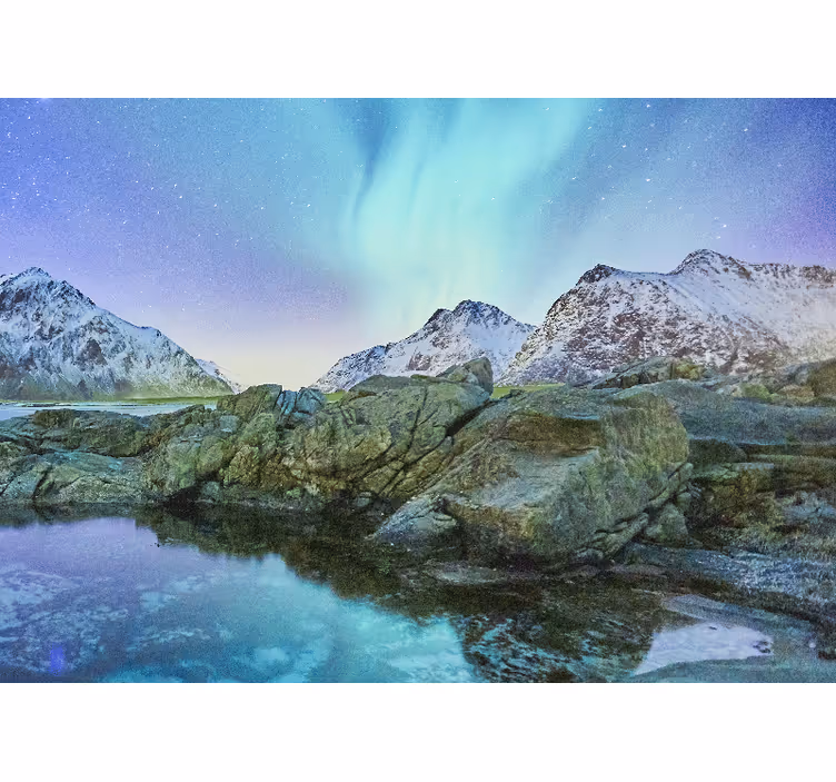 Fotomurais de paisagens reflexo das luzes do norte - TenStickers