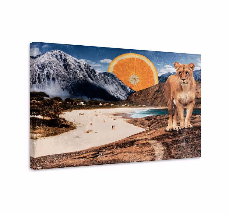 Quadro animais leoa na praia - TenStickers