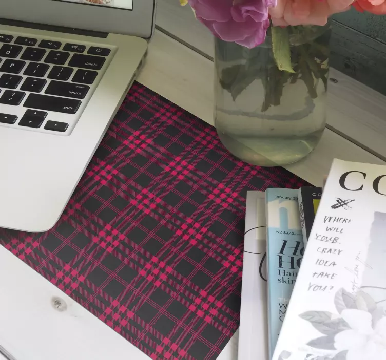 Mouse pad com texturas e padrões estilo xadrez geométrico - TenStickers