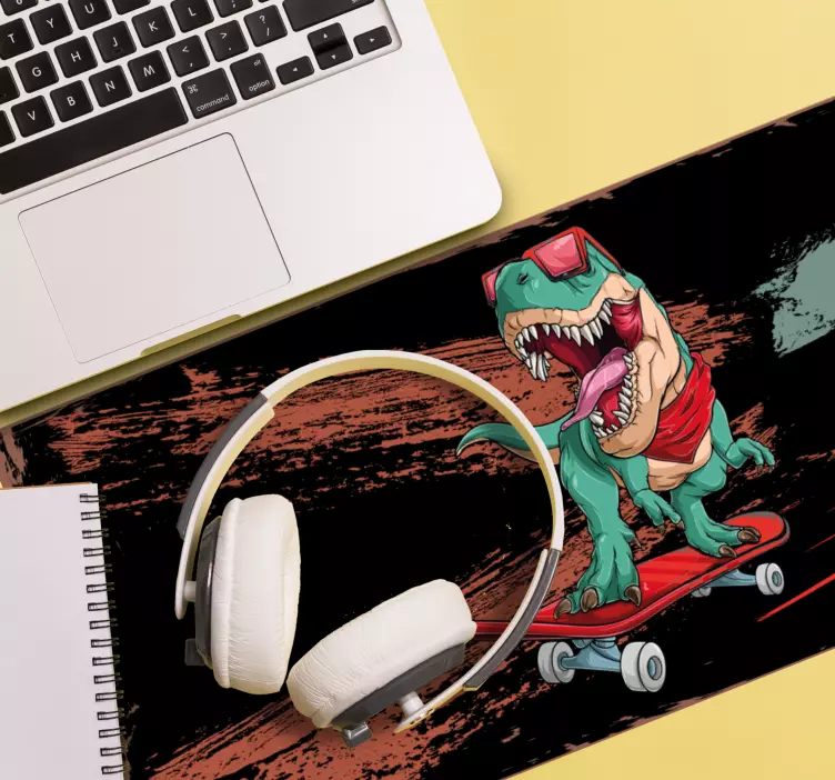 Mouse pad de gaming aventura do dinossauro skatista - TenStickers