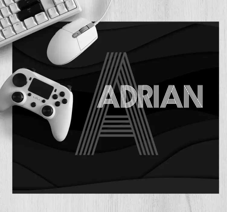 Tapetes de rato com nome Nome, inicial em preto - TenStickers