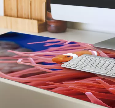 Mouse pad xxl peixe-palhaço entre anêmonas - TenStickers