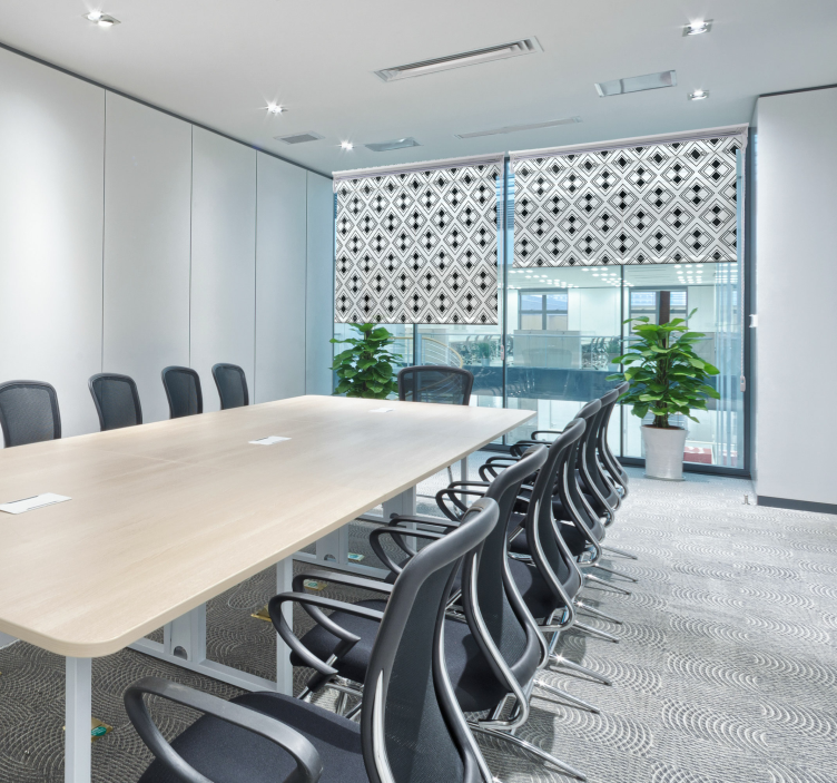 Estore claro com padrão geométrico preto - TenStickers