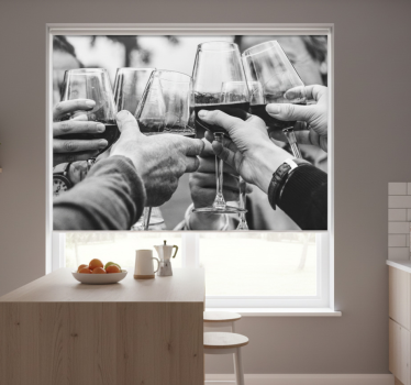 Estore de rolo para cozinha e oferecer copos - TenStickers