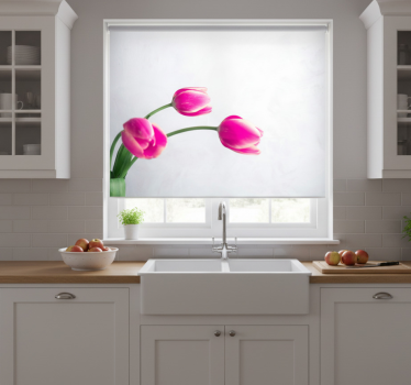 Estore de rolo para cozinha três tulipas fundo branco - TenStickers