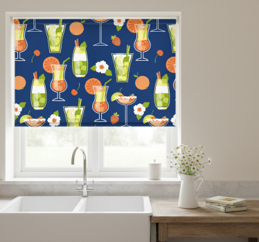 Estore de rolo para cozinha vintage com coquetéis - TenStickers