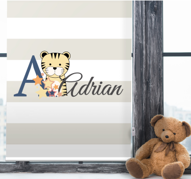 Estore de rolo infantil filhote de tigre com nome e inicial - TenStickers