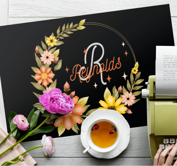 Individuais de mesa com nome Tapete de boas-vindas preto com nome - TenStickers