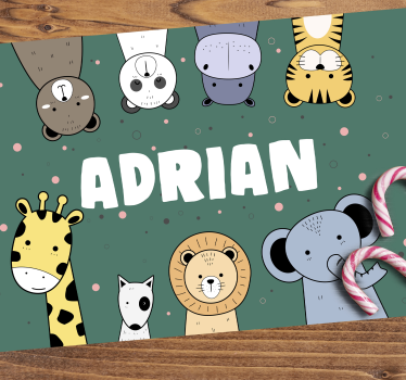 Individuais de mesa em vinil com nome Desenhos animados de animai - TenStickers