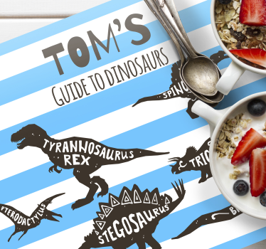 Individuais de mesa em vinil com nome Dinossauros com nomes - TenStickers