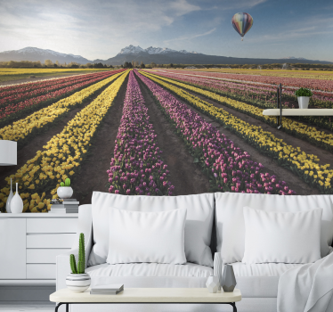 Fotomurais flores campos de tulipas coloridas - TenStickers