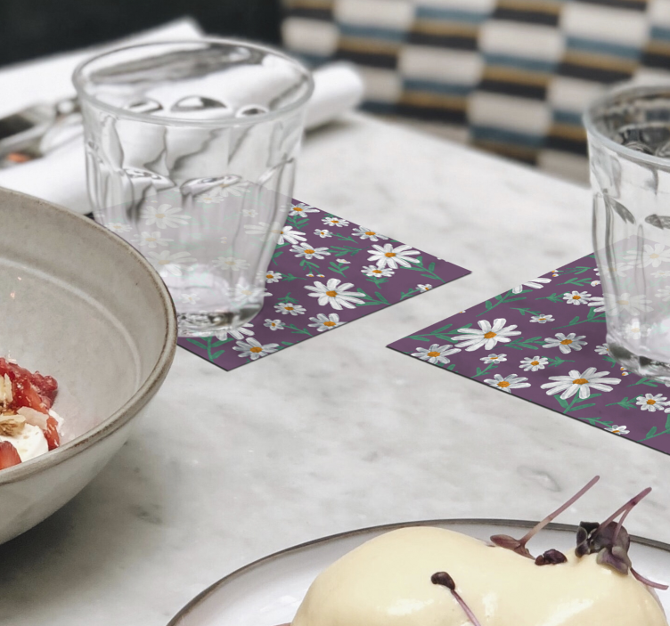 Bases para copos com padrão floral roxo - TenStickers