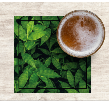 Bases para copos com padrão de folhas verdes exuberantes - TenStickers