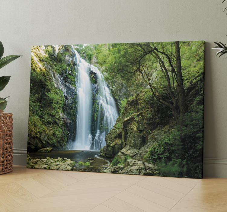 Quadro de árvores Cachoeira na floresta - TenStickers