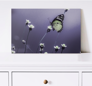 Quadro de borboletas borboleta entre flores - TenStickers