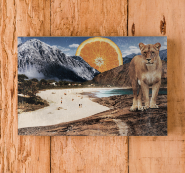 Quadro animais leoa na praia - TenStickers