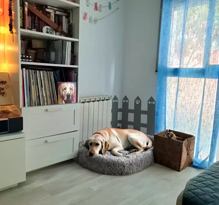 Autocolante animais estimação cerca de jardim - TenStickers