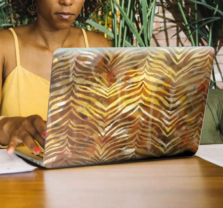 Autocolante para laptop motivo de listras de tigre - TenStickers