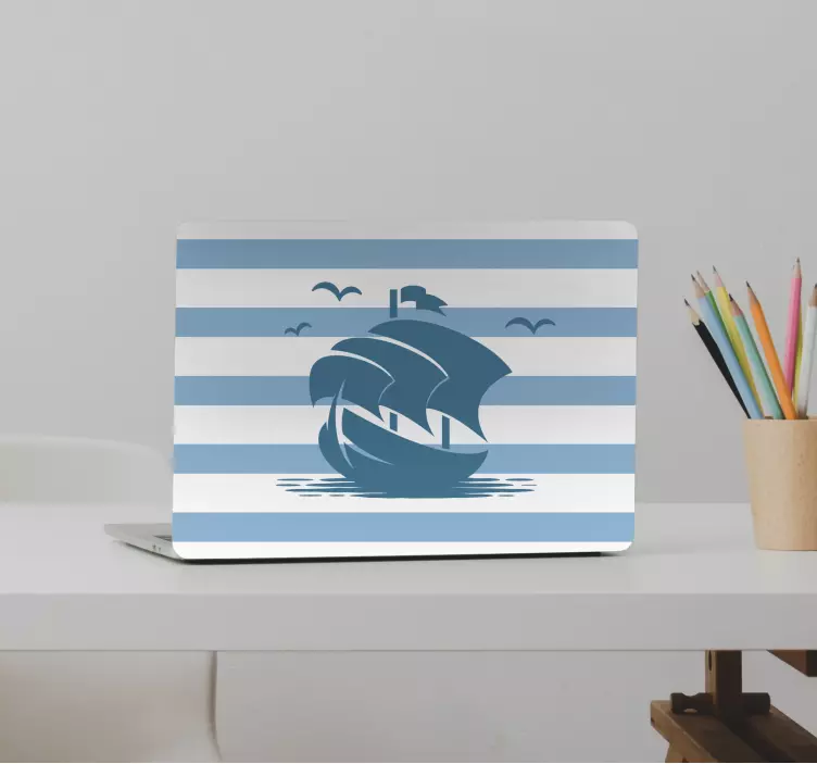 Autocolante para laptop tema de veleiro oceânico - TenStickers
