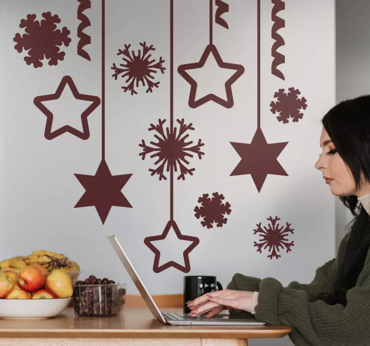 Autocolantes de Natal Estrelas penduradas e flocos de neve - TenStickers