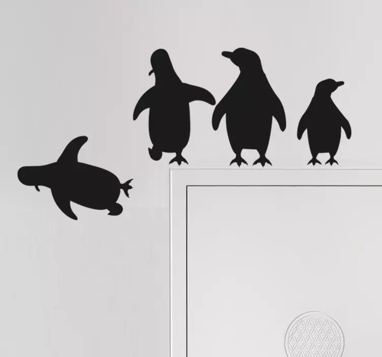 Autocolante para portas Pinguim a cair - TenStickers