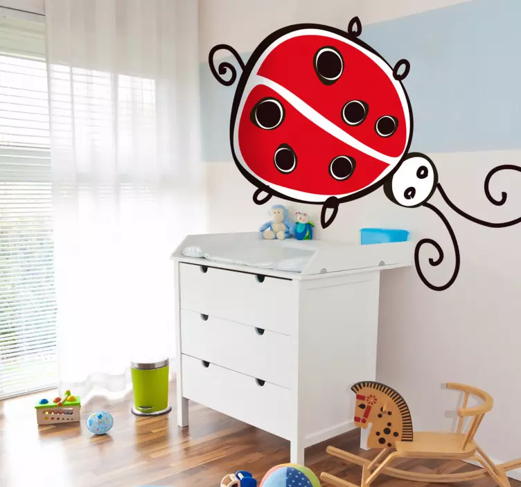 Vinil decorativo infantil desenho joaninha - TenStickers