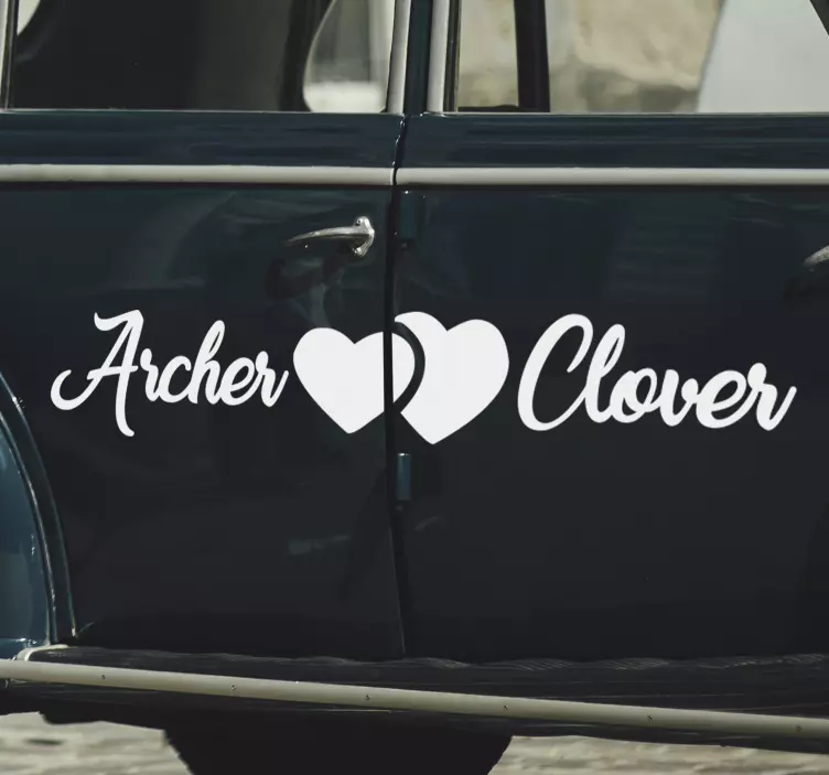 Autocolante para carro de casamento nome com corações - TenStickers
