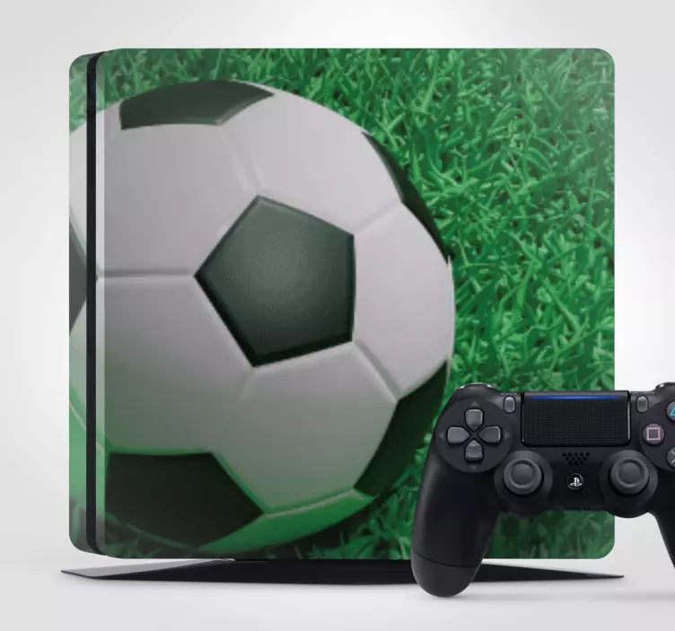 Autocolante Skin para ps4 Futebol em um campo de grama - TenStickers
