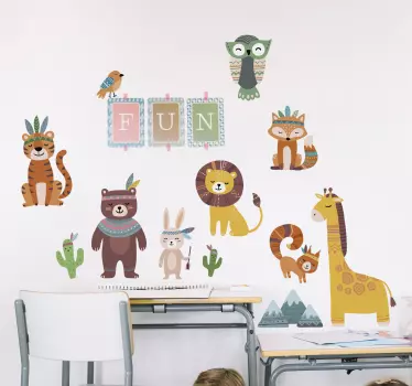 Autocolante de ilustrações animais da selva Fun - TenStickers