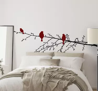 Adesivos com árvores pássaros vermelhos no galho - TenStickers