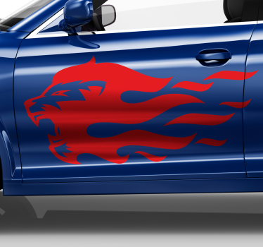 Autocolante decorativo para carros Leão em uma silhueta em chamas - TenStickers