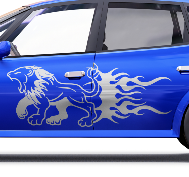 Autocolante decorativo para carros Leão terrível pegando você - TenStickers