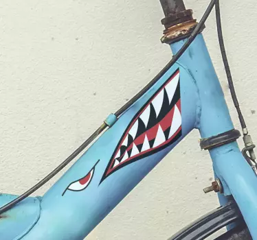 Adesivo para bicicleta Cara de tubarão dentes afiados - TenStickers