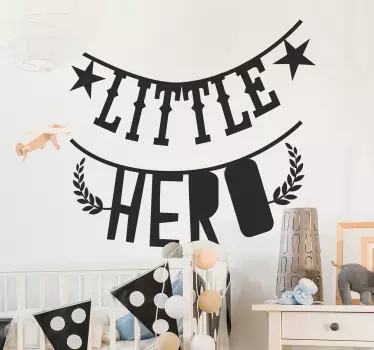 Autocolante para quarto de bebé Grinalda de Texto Little Hero - TenStickers