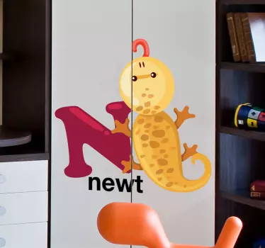 Vinil decorativo salamandra letra N - TenStickers