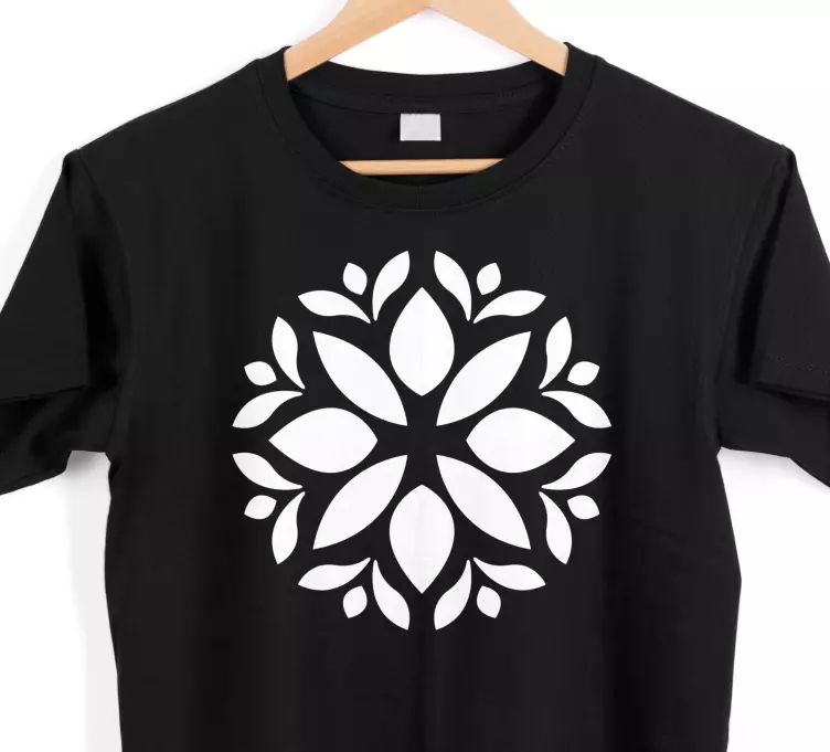 t-shirt personalizada simples com silhueta de flores - TenStickers