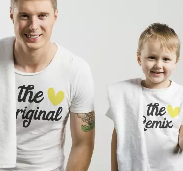 A t-shirt original e remix combinando com camisas para casais - TenStickers