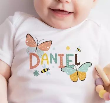 T-shirt bebê de borboletas e abelhas - TenStickers