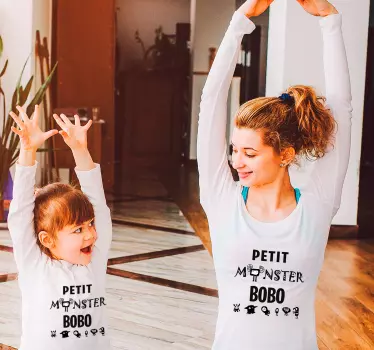 T-shirt bebé família de monstros brincalhões - TenStickers