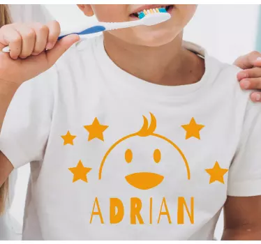 T-shirt crianças personagem feliz e sorridente - TenStickers