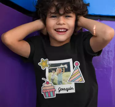 T-shirt de aniversário infantil com foto - TenStickers