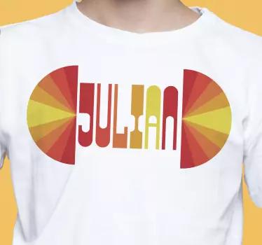 T-shirt exibição de nome colorida - TenStickers