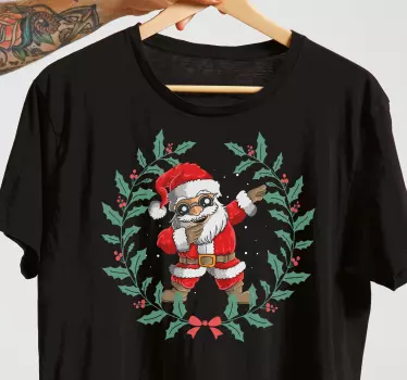 T-shirt natal papai noel em clima de feriado - TenStickers