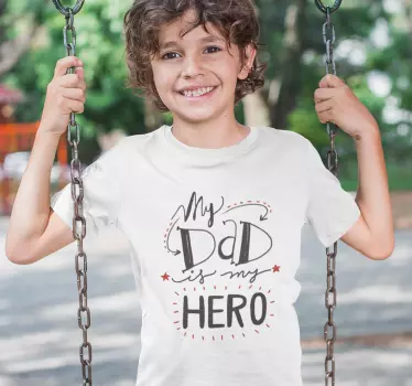 T-shirt para crianças My Dad Is My Hero - TenStickers
